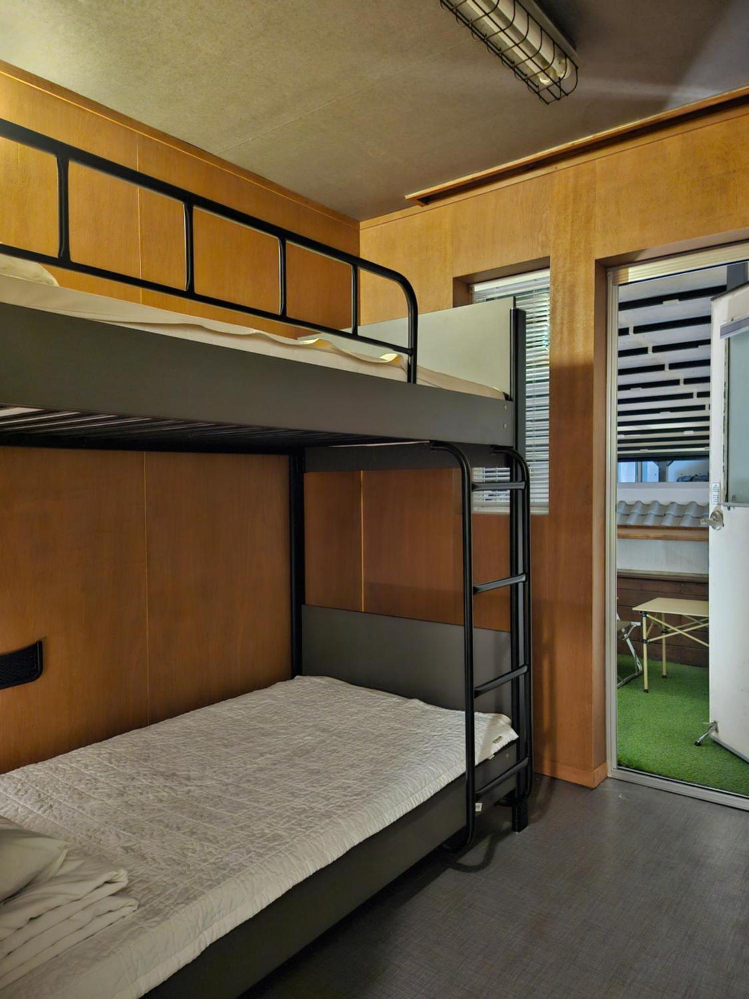 Mido Hostel Seogwipo Eksteriør bilde